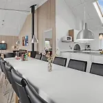 5 Bedroom Beautiful In Sydals Dom wakacyjny *