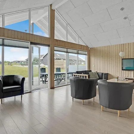 Casa vacanze 5 Bedroom Beautiful In Sydals Sonderby (Sonderjylland)
